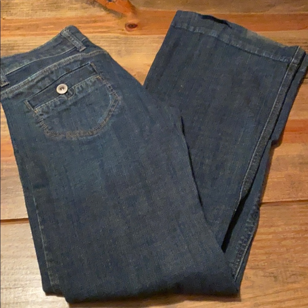 AE women’s flare jeans